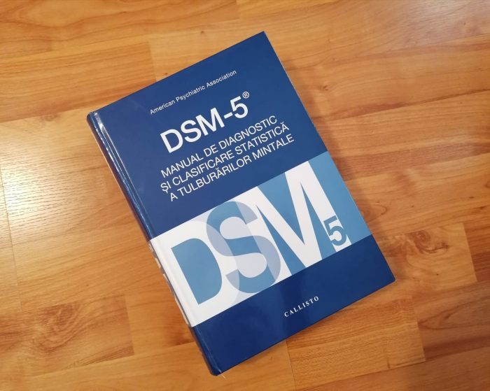 Tulburarea de personalitate histrionică | DSM-5: Manual de Diagnostic și Clasificare Statistică a Tulburărilor Mintale