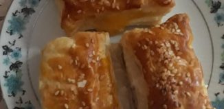 Pateuri cu brânză și șuncă - Cartofi franțuzești - Tartă cu caise
